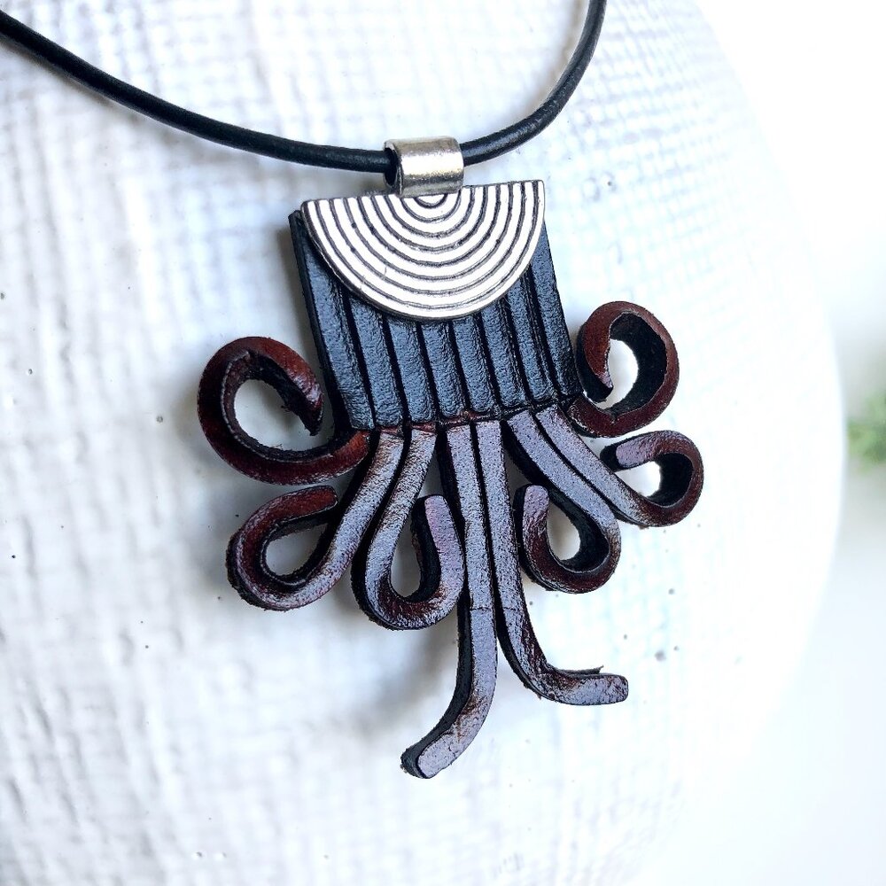 MishaGirl Handmade Leather Fringe Pendant Necklace Black and Brown